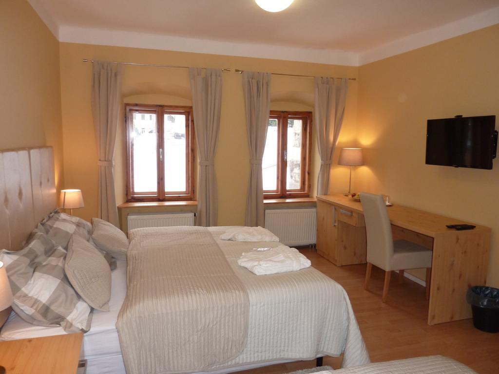 Apartments And Suites Kremnica Δωμάτιο φωτογραφία